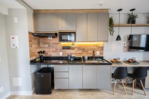 Studio Moderno em Moema, perto do Parque Ibirapuera, com Piscina