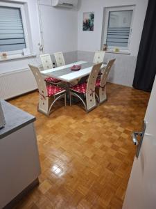 Acas & Lidijas Thermal Hideaway Čatež - Tickets included