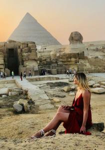 Noya Pyramids view hotel