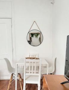 Charming Lisbon Apartment in Graça II