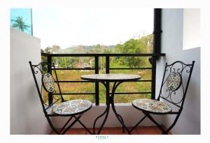 Kamala Havana Hotel and Cafe