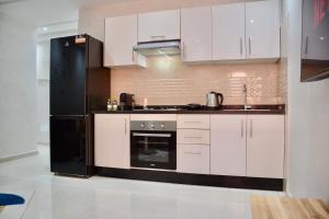 Chic & Lovely Flat in City Center