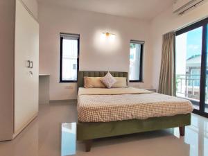 Premium Assagao 2BHK Modern Apartment with Pool