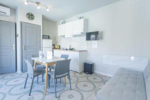 T2 - Le Patio Bleu - Piscine et proche village Camoins