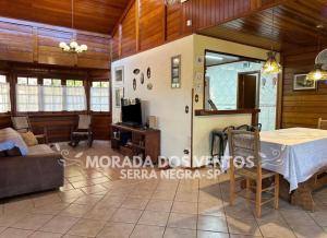 Casa de mandeira com jacuzzi - Morada dos Ventos