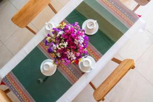 Cozy Family apartment with Free Airport pick up