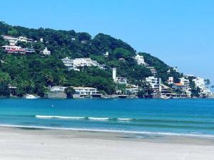 Apartamento Enseada Guarujá - Acomoda 10 Pessoas