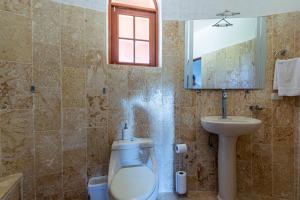 Private villa - Сastle with amazing view, out of community, Guest Friendly, up to 10 persons