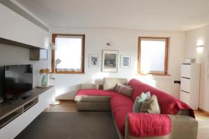 CASA BEBA - Cavalese Olimpiadi 2026 Dolomiti Affitti