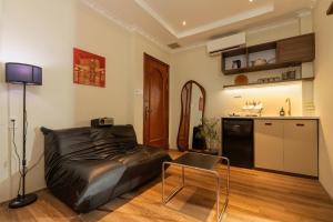 Paar Homestay 3 Tháng 2