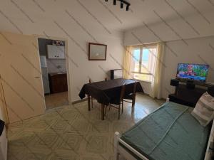 Necochea Depto frente al mar 3 personas Floneco