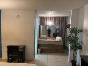 Americas Best Value Inn