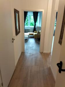 BoLA Ferienwohnung 9 Hamburg-Wandsbek 2 Betten, Küche, Bad