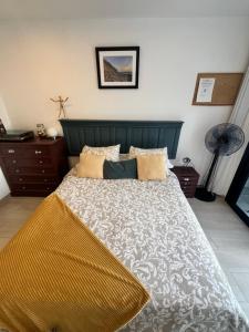 Sea View Penthouse with Large Terrace