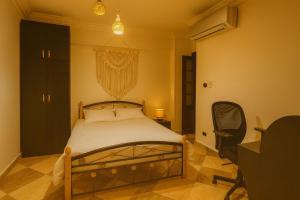 Alex 2BR - Smart TV - Wi-Fi - Work Desks & Bicycle