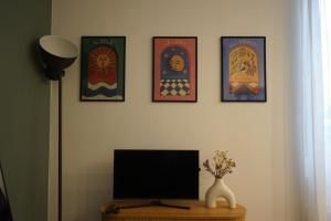 Modern Design Apartment Near Metro, Milan City Center