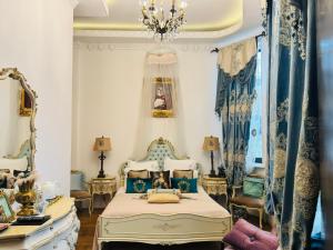 Conacul Coroanei Luxury Boutique Hotel