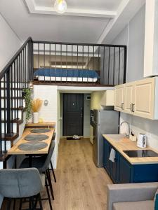 Апартаменти Аркадія, з терасою та 3 хв до моря