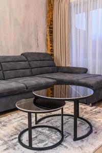 River Ridge Apartment