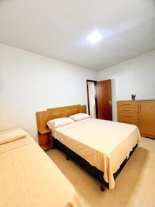 Apto confortavel em prédio de frente para o Mar