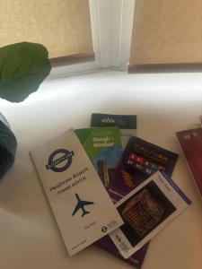 Quiet Stay with King Size Bed and Parking near Station