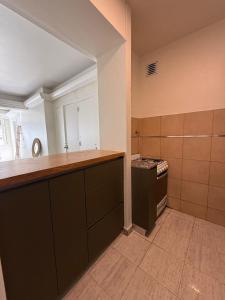 ALQUILO VERANO DEPTO 1 AMB CENTRO Para 2