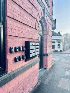 1 BR Ground Floor Apt-Garden Access in Strood F2