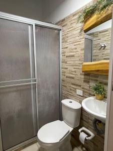 Apto Moderno Amplio y Perfectamente Ubicado