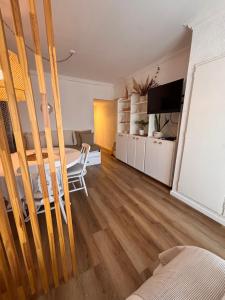 Hermoso departamento monoambiente en edificio MARAL 33