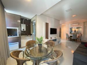 Apartamento a 100 metros do mar na Praia do Mariscal