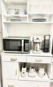 Jersey City Gem Near NYC - 2 Bedroom Apartment