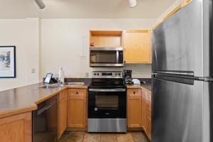 Silver Mill Unit 8309