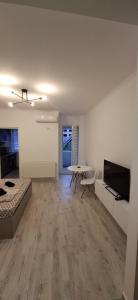 Anghel House- Militari Residence