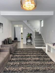 Da Vila, Casa 3 Quartos, com opção de dormitórios individuais, Quarto com 4 dormitórios femininos, 7 dormitórios masculinos e 1 dormitório casal, espaço familiar ou individual, Fontes do Ipiranga State Park, São Paulo Expo, Bienal, Pavilhão Ciccillo, Masp