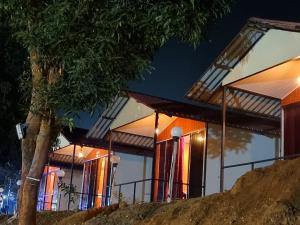 Pawan leke cottage