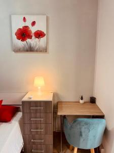 Room with shared bathroom in a shared flat