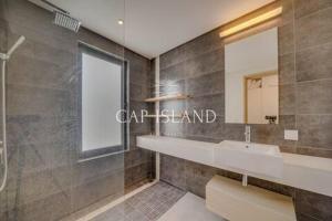 Penthouse vue piscine lagon, 200m de la plage