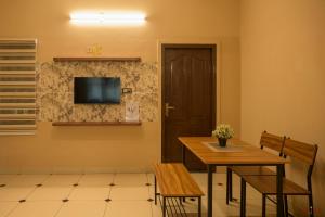 Avira Homestay
