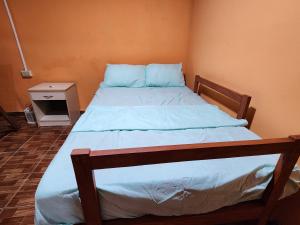 Linda casa con garaje en la majada