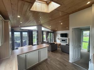 Field View 1 bed-No Pets- Walnut