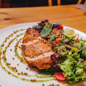 Aqua Loft Lux Houseboat & Waterfront Apartments