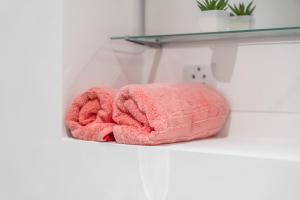 Modern & Cosy Apartment Luxury 1-Bed Sleeps 5