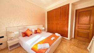 Heart of Marrakech Chic & Central Gueliz Apartment - Free parking