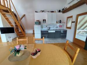 MaLu apartment in nature with terrace