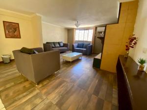 Casa en zona residencial privada, con estacionamiento electrico en Cuauhtemco, Chihuahua