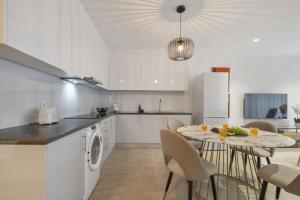 Sunflower Gem by Homie