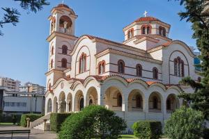 Beachfront & Sea View Apartment 101 - Happy Rentals