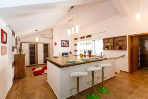 Apartment near Beach in Malinska-Insel Krk 53322