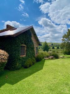 Willow Weir River Cottage