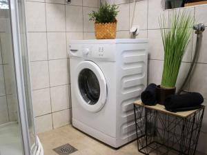 Holiday Home with A - C in Zgornji Leskovec 54833